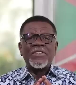 Mensa Otabil - God Sends Us Help