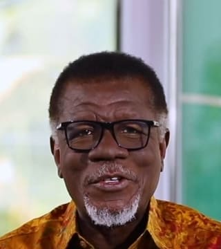 Mensa Otabil - Worship Christ the King