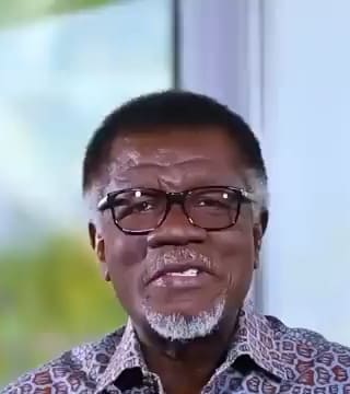 Mensa Otabil - Worshipping Jesus