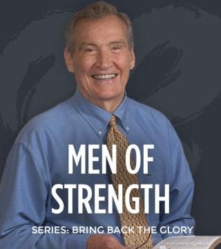 Adrian Rogers - Men of Strength