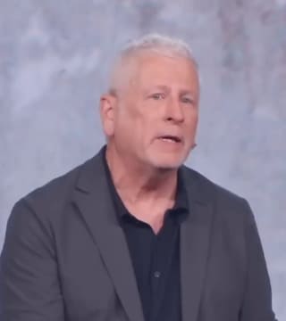 Louie Giglio - Our Dilemma of Spiritual Dehydration