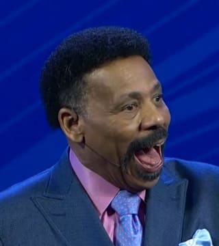 Tony Evans - Surrendering Ourselves to God