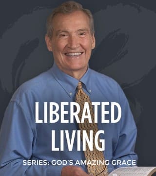 Adrian Rogers - Liberated Living